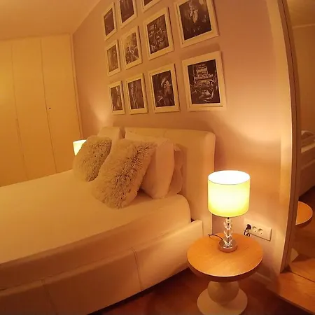 Balkan-Inn Parlament Lux Apartment 贝尔格莱德 外观 照片