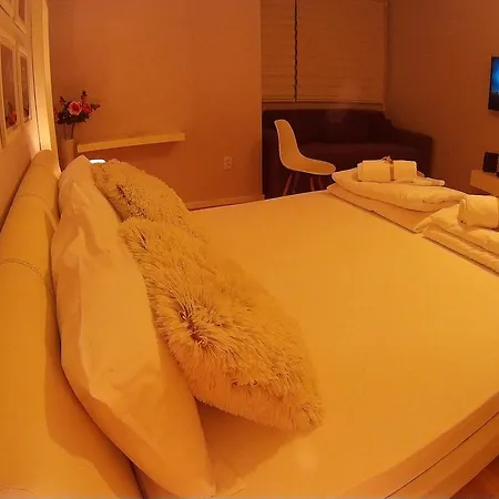 Balkan-Inn Parlament Lux Apartment 贝尔格莱德 外观 照片